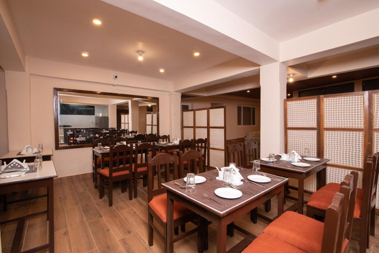 Hotel Shambhala Гангток Екстериор снимка