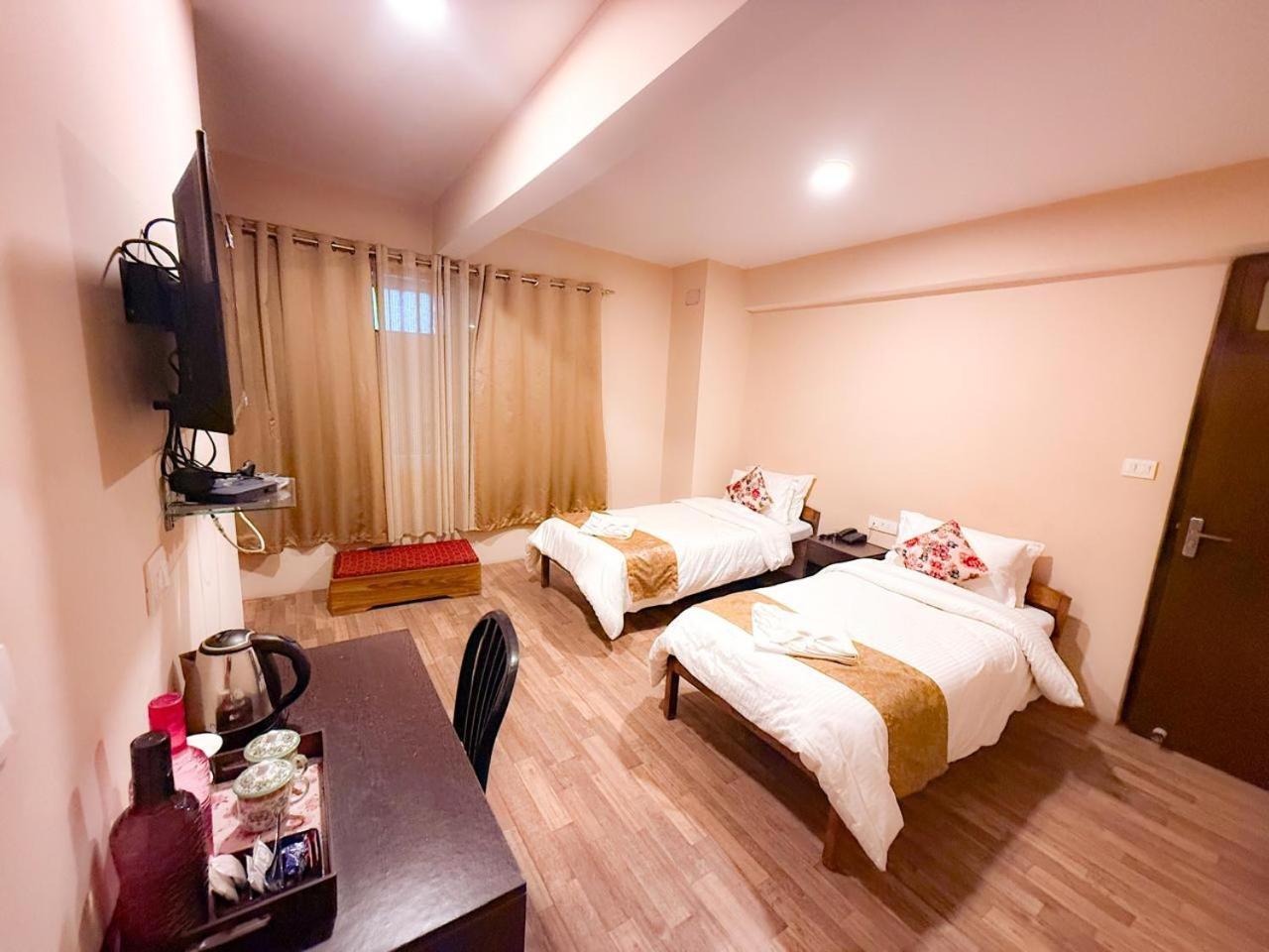 Hotel Shambhala Гангток Екстериор снимка
