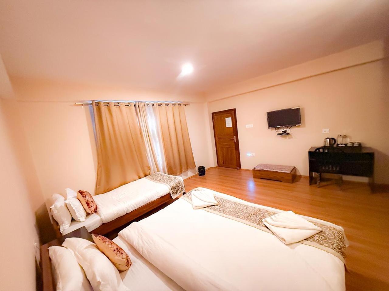 Hotel Shambhala Гангток Екстериор снимка