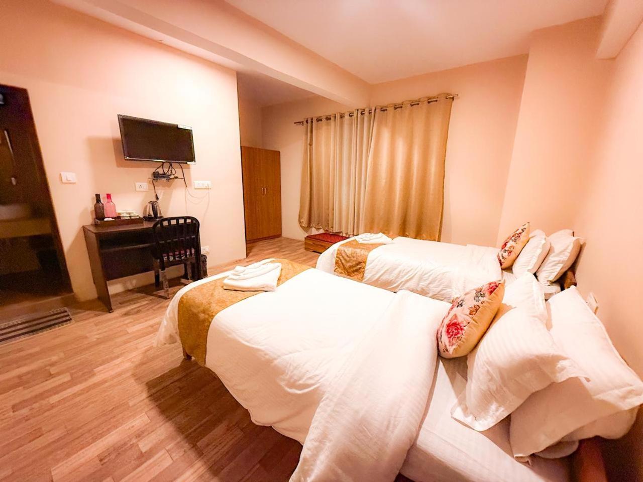 Hotel Shambhala Гангток Екстериор снимка